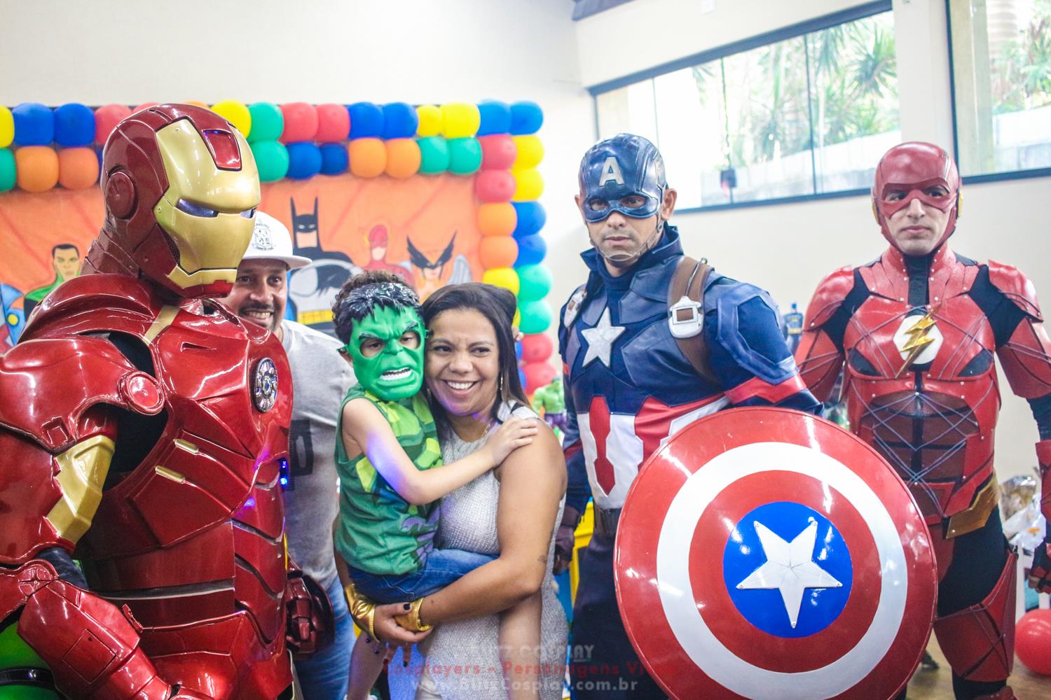 Os Vingadores Personagem Vivo