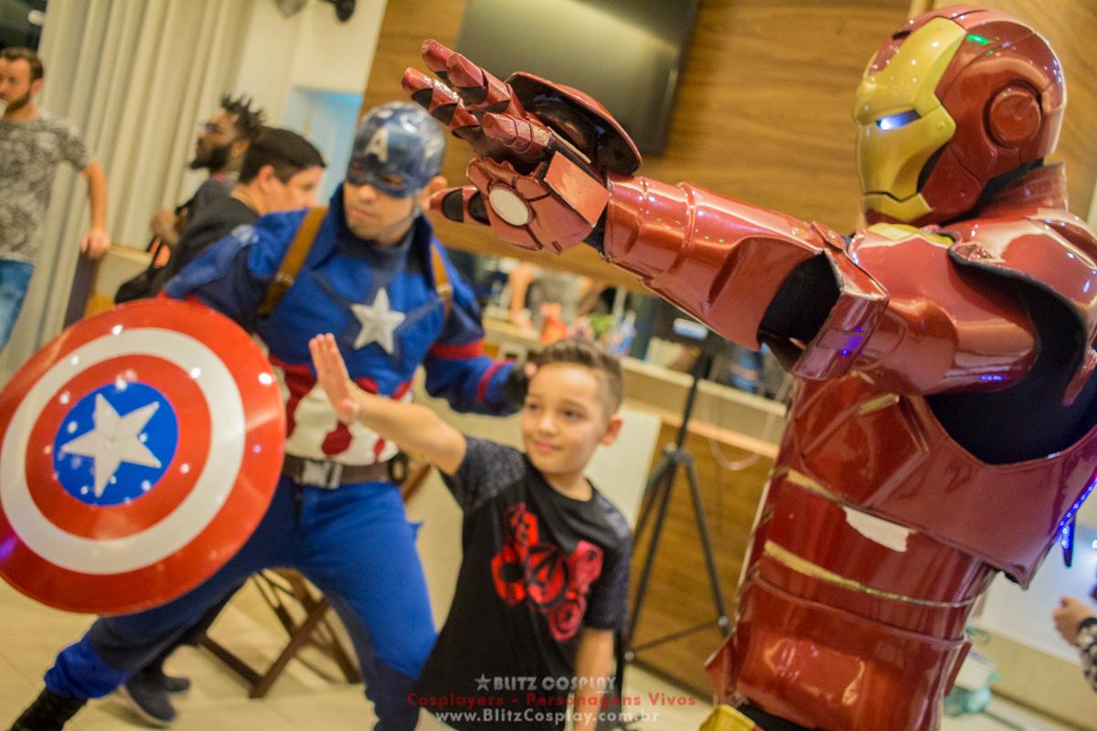 Personagens vivos The Avengers para festas
