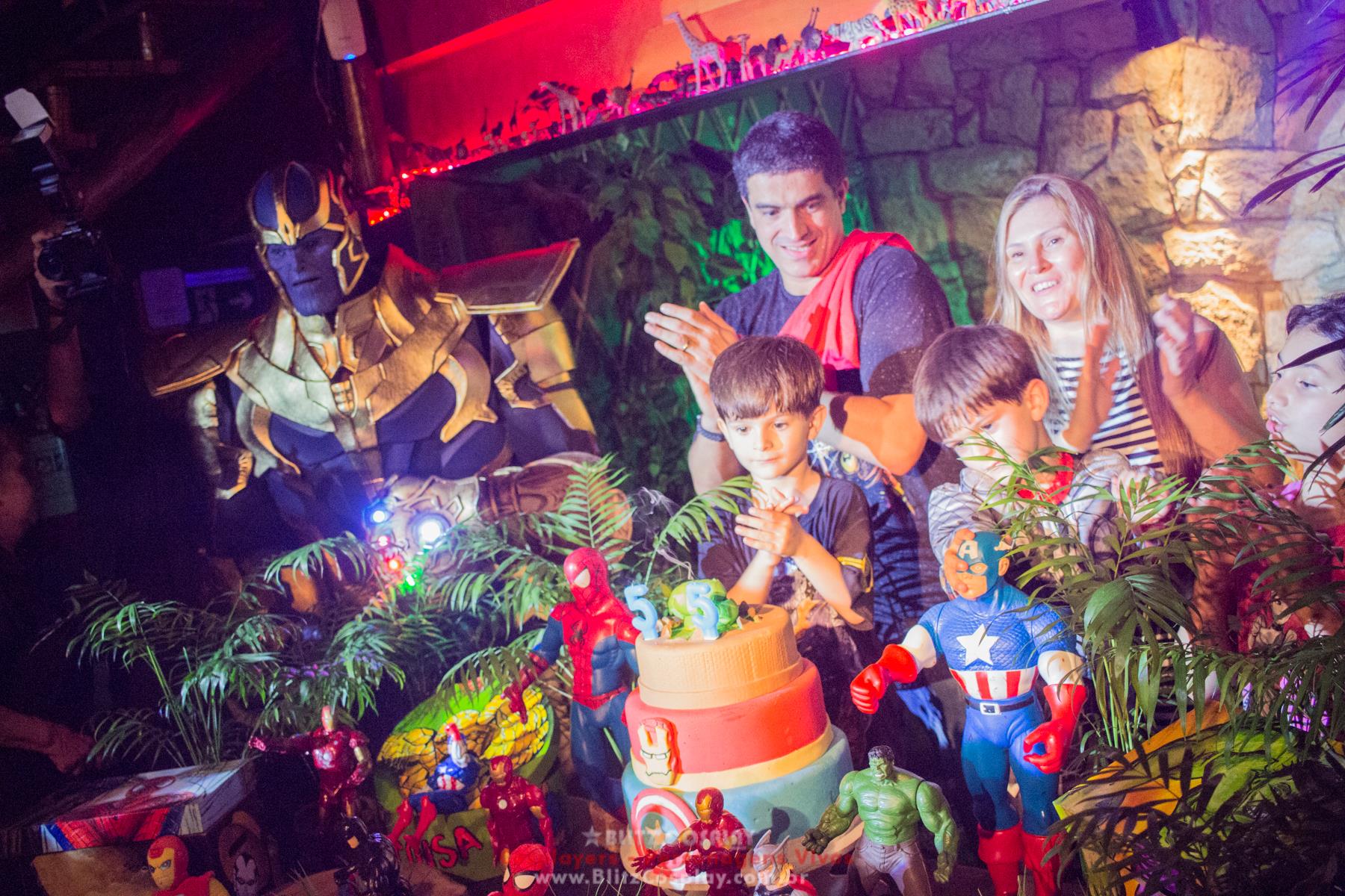 Personagem vivo Thanos para festas