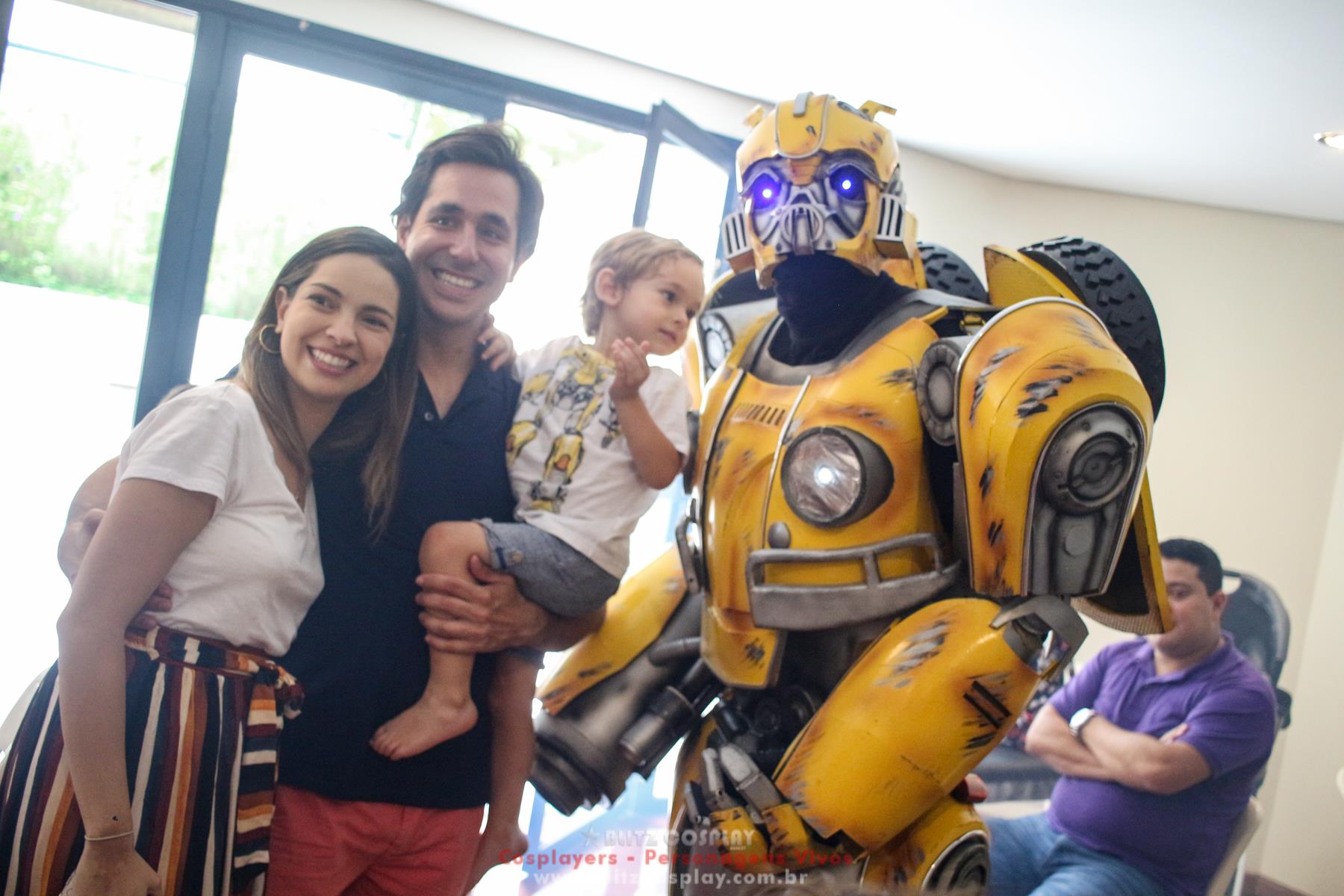 Bumblebee personagem vivo Transformers