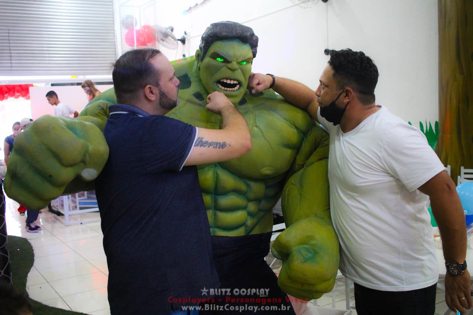 Hulk Personagem Vivo Para Festas e Eventos.