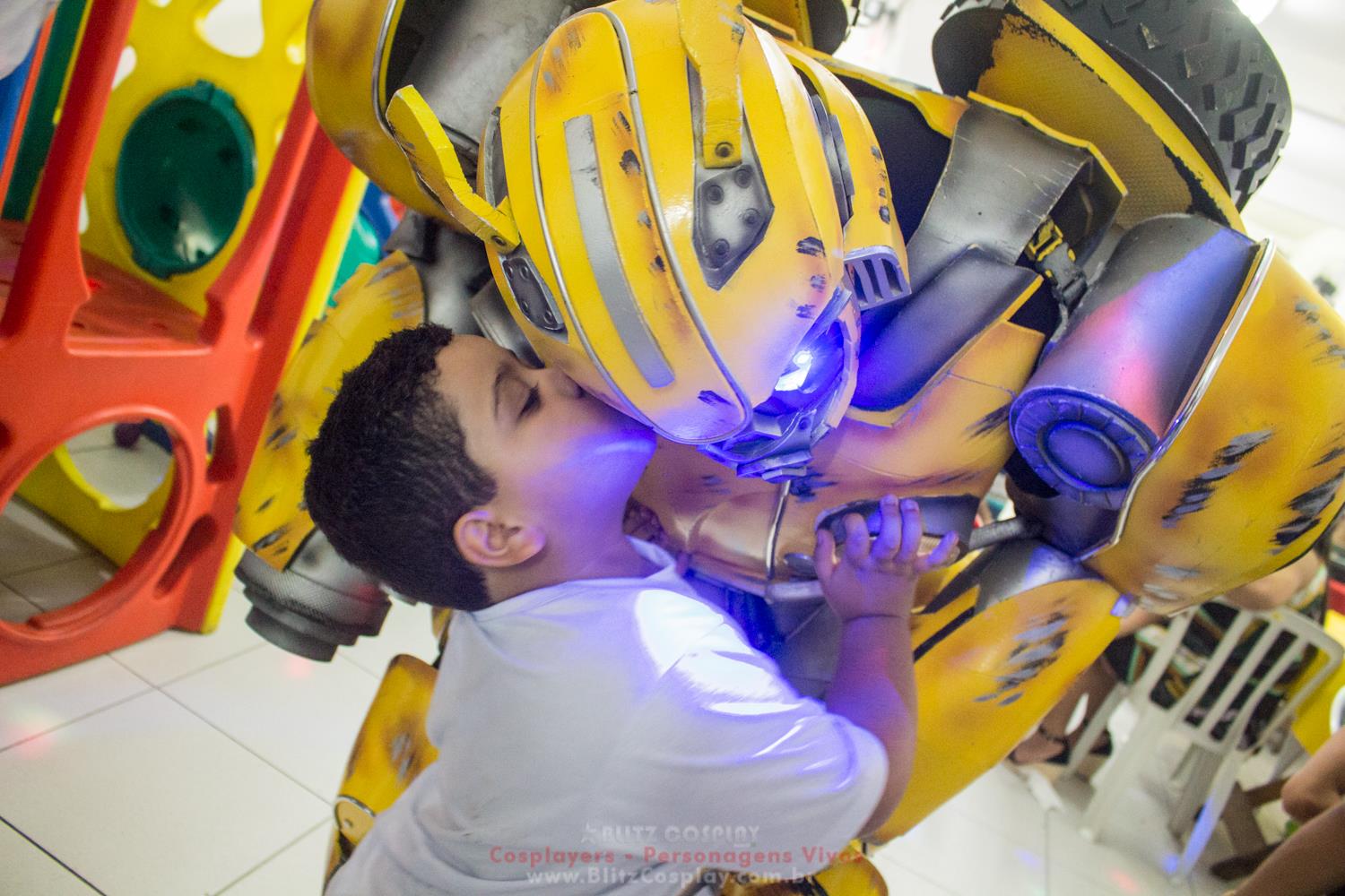 Bumblebee Personagem Vivo Para Festas.