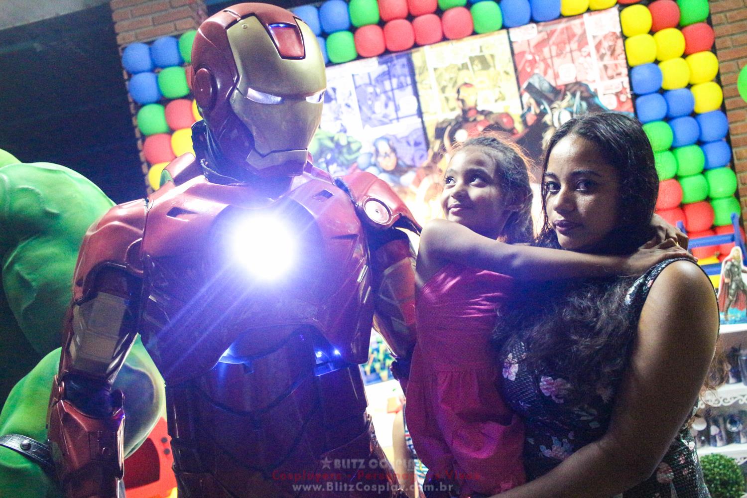 Os Vingadores Personagem Vivo