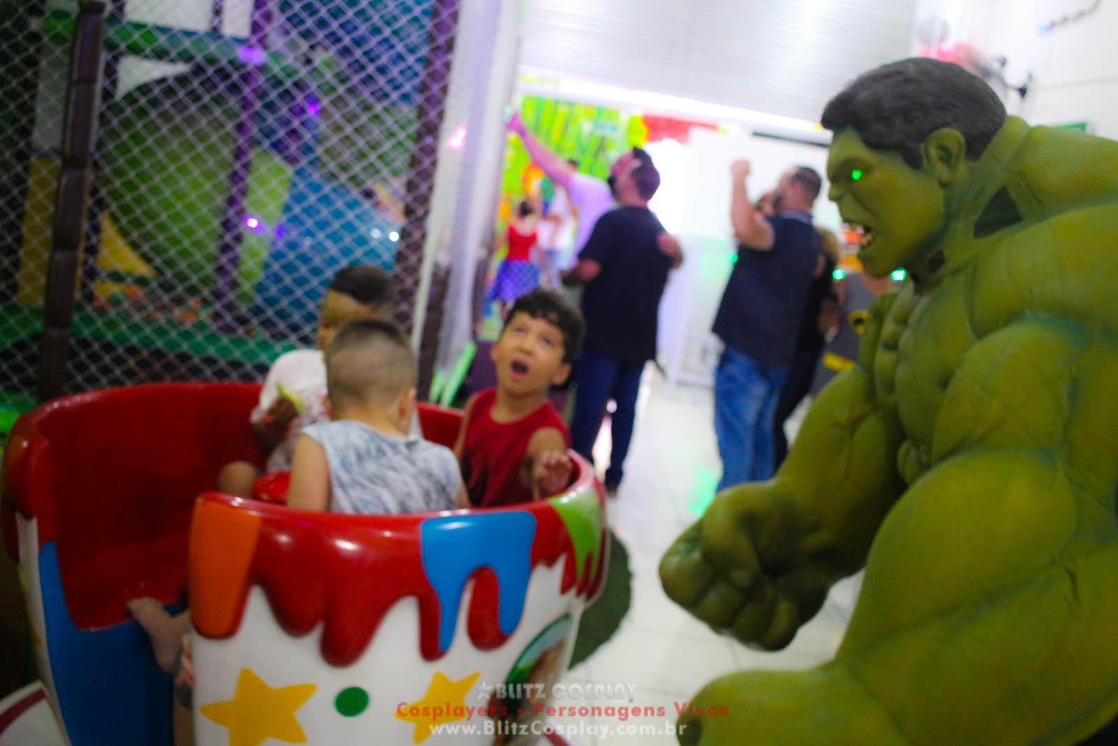 Hulk Personagem Vivo Para Festas e Eventos.