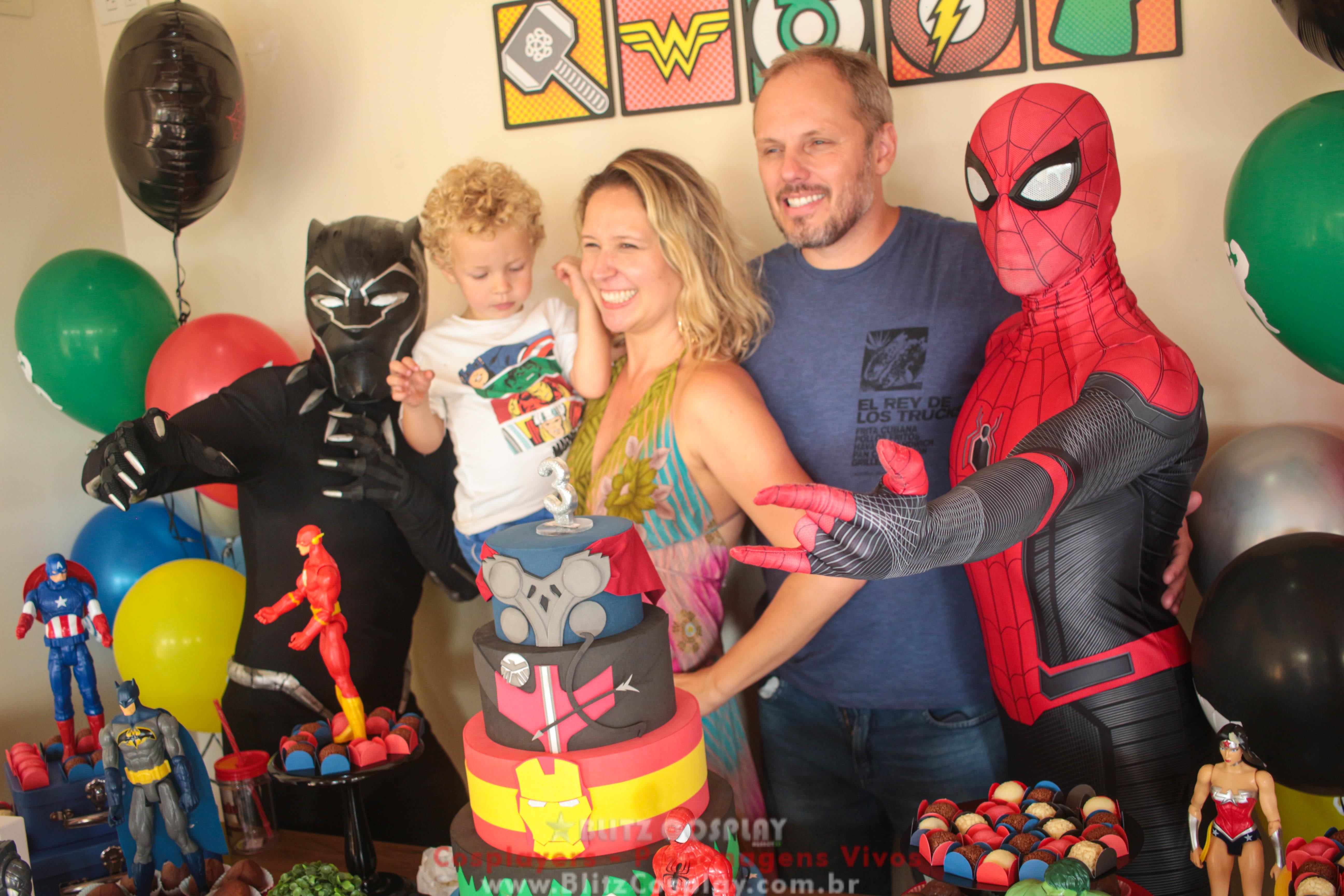 Homem A. e Pantera N. Personagem Vivo Para Festas e Eventos.