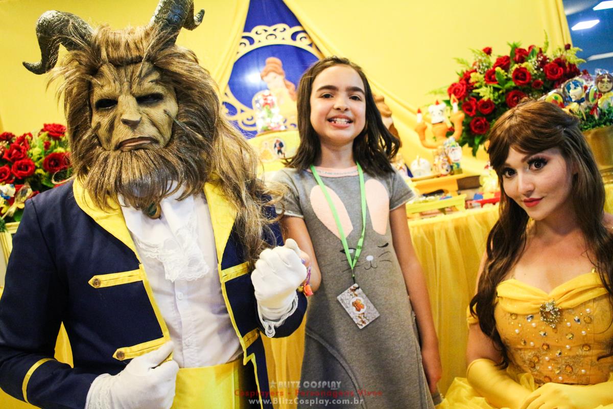 Bela e a Fera personagens vivos para festas