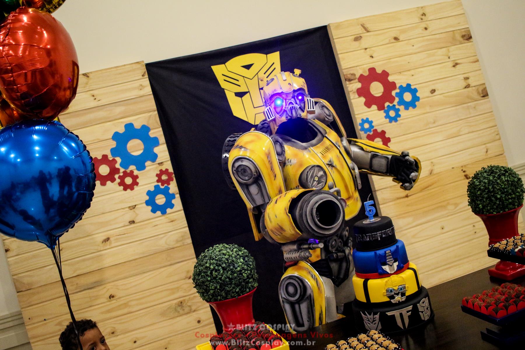 Transformers Bumblebee personagens vivos