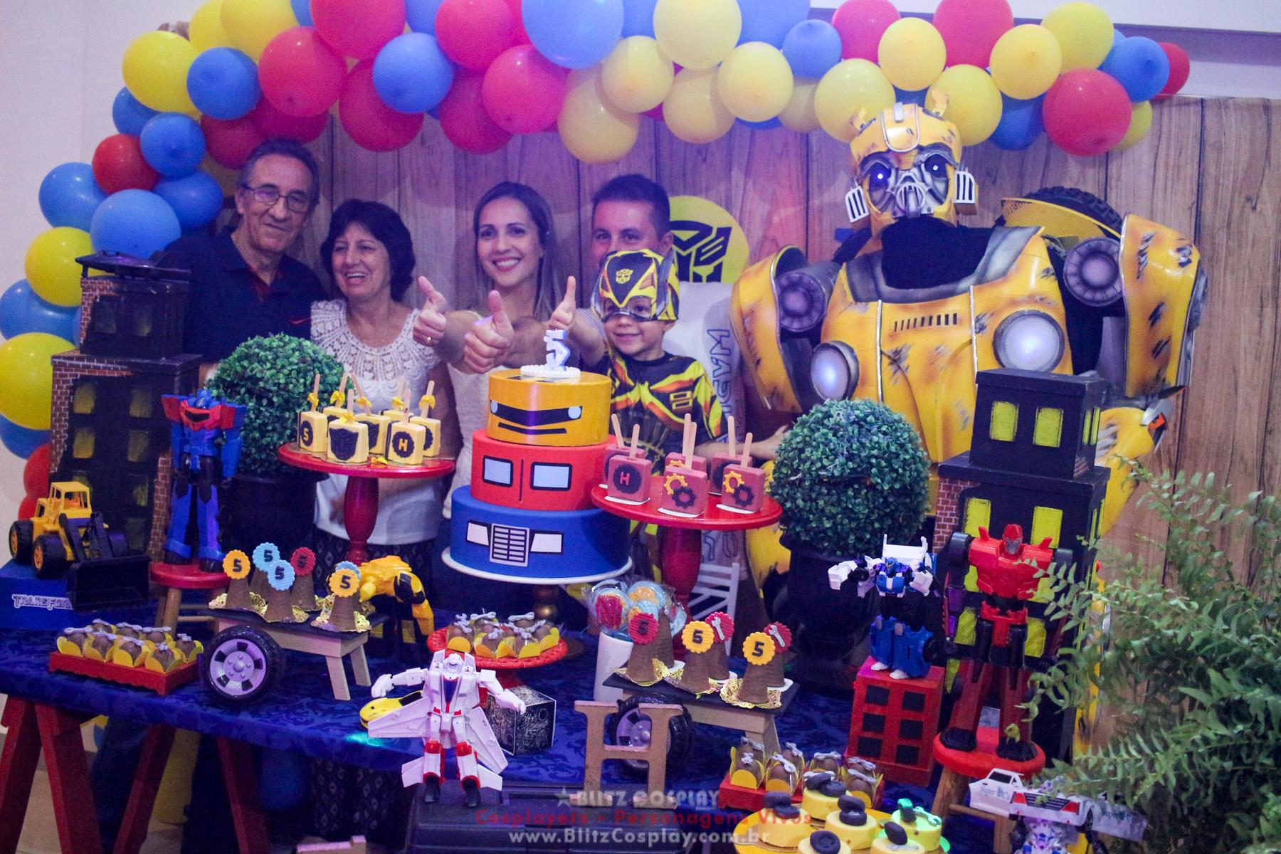 Bumblebee personagem vivo para festas
