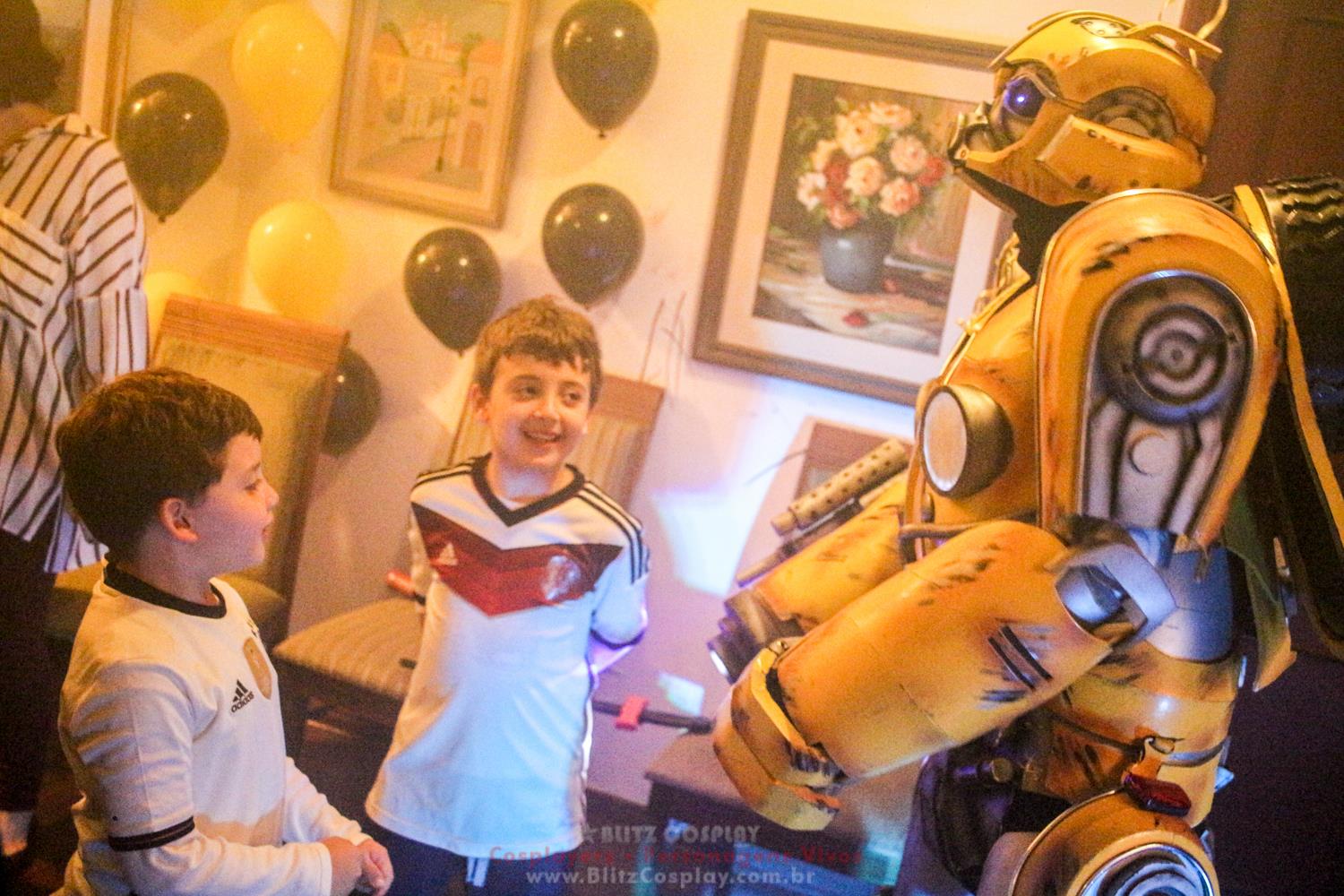 Bumblebee Personagem Vivo Para Festas.
