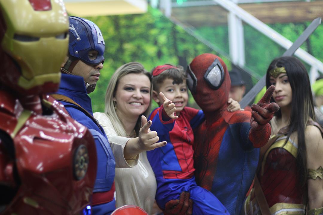 Os Vingadores Personagens vivos