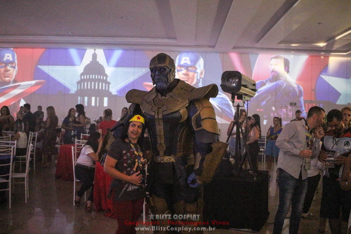 Thanos e Hulk Personagens Vivos Para Festas.