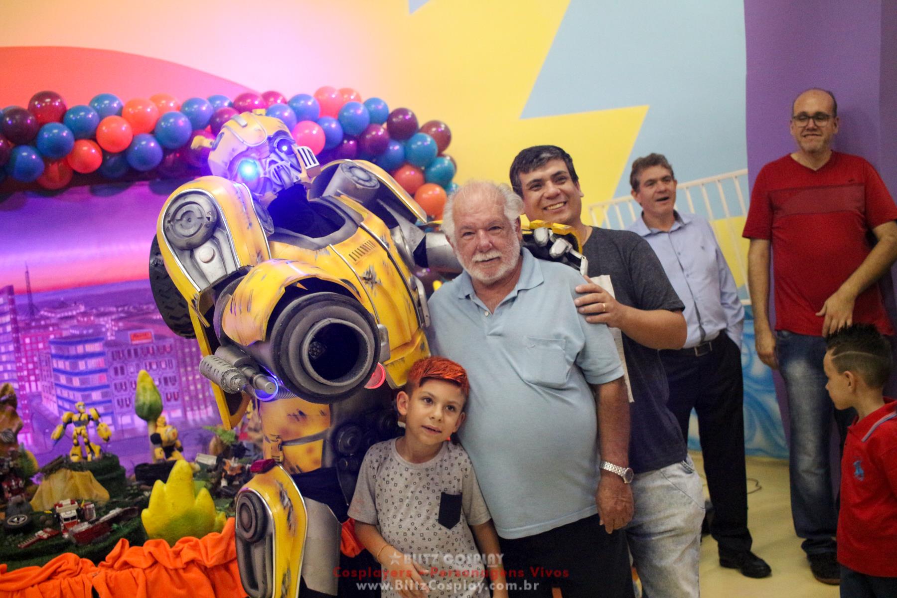 Bumblebee personagem vivo para festas