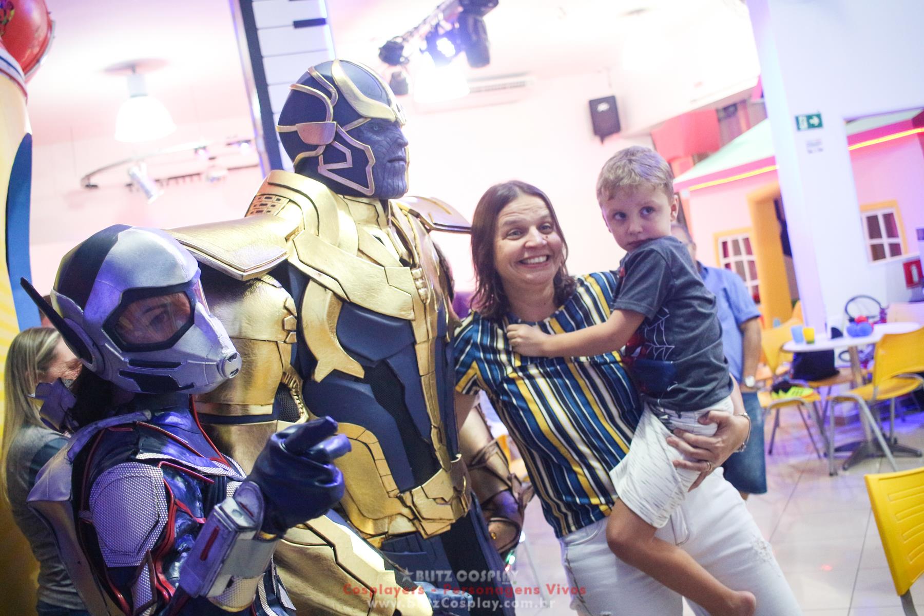 Thanos Personagem vivo para festa e eventos