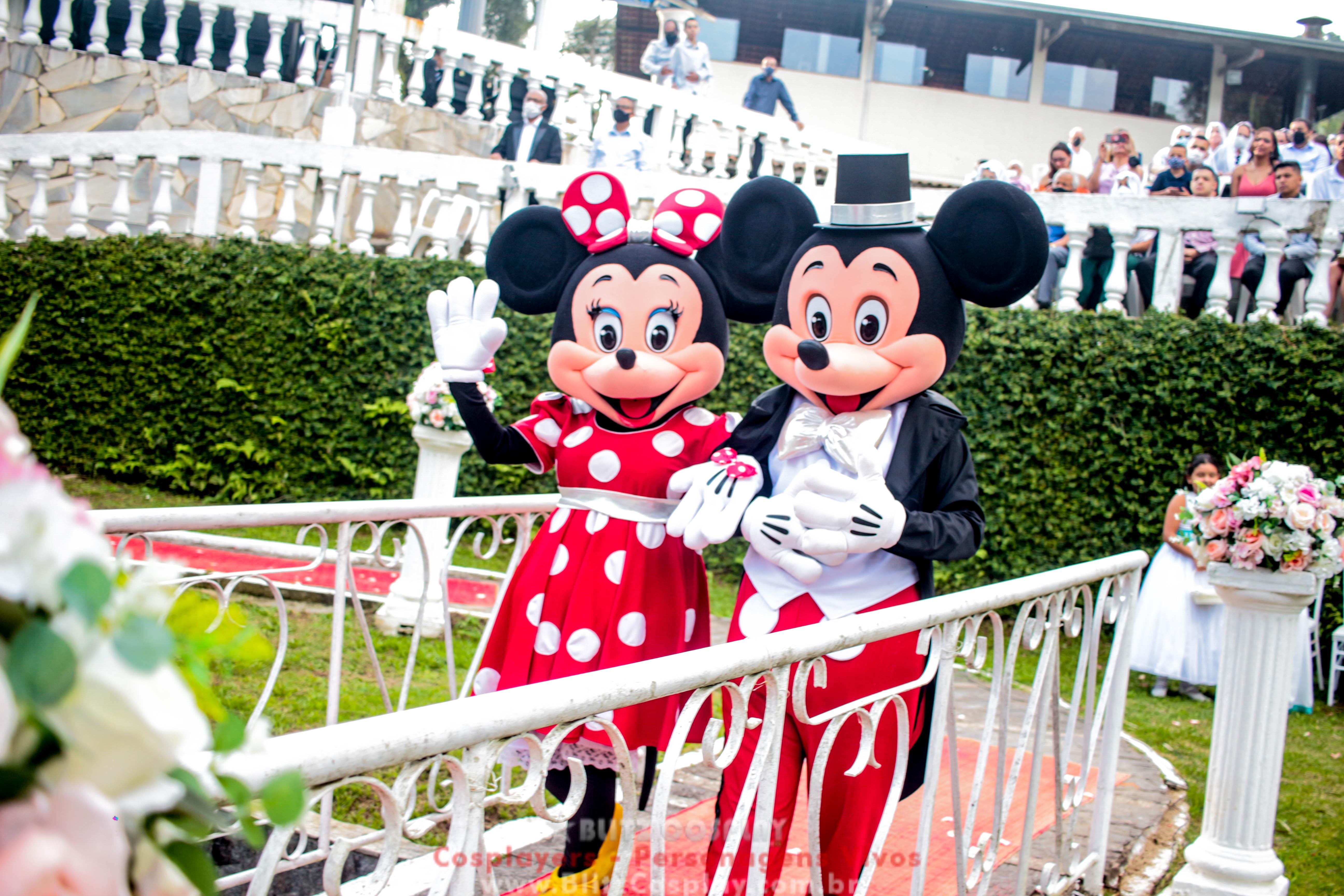 Mickey e Minnie Personagens Vivos Para Festas e Eventos.