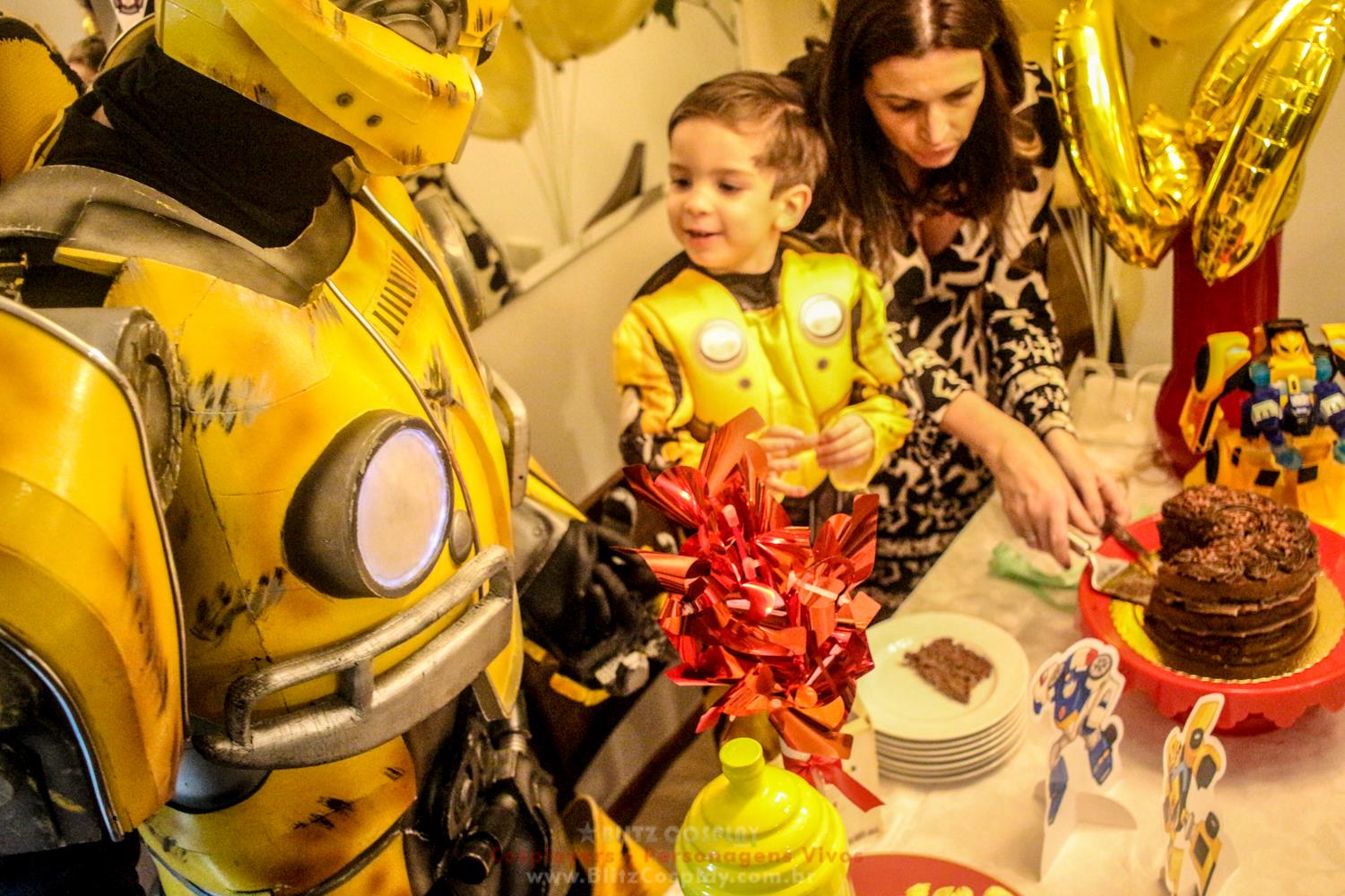 Bumblebee Personagem Vivo Para Festas.