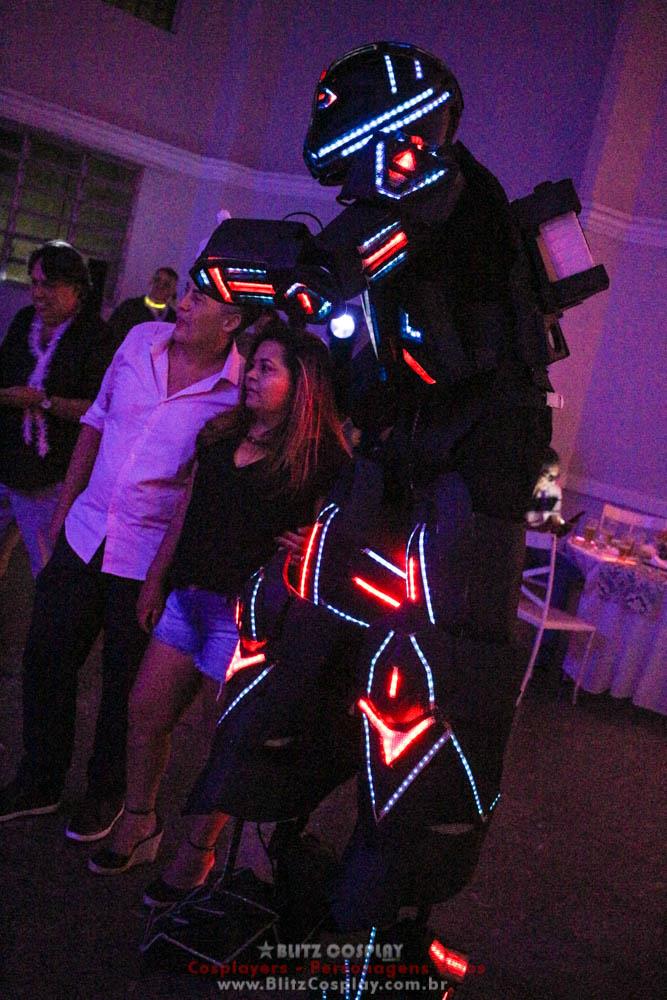 Robô de Led Personagem Vivo 