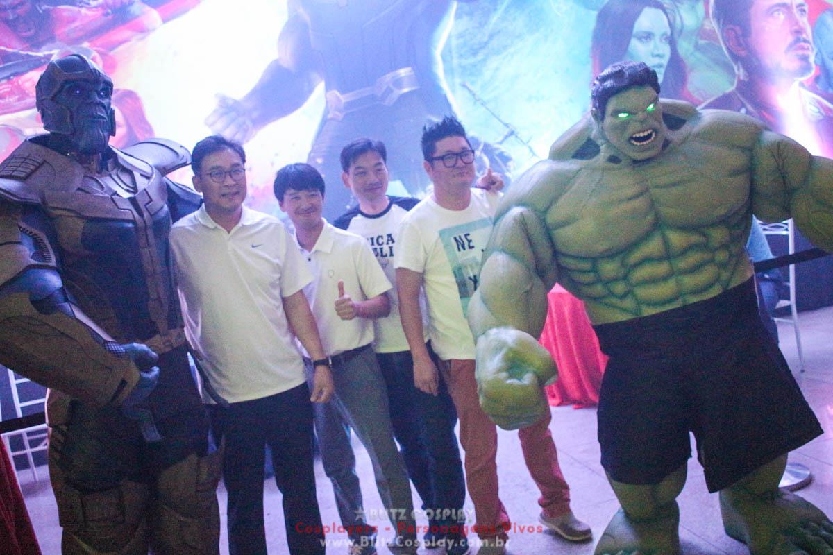 Thanos e Hulk Personagens Vivos Para Festas.