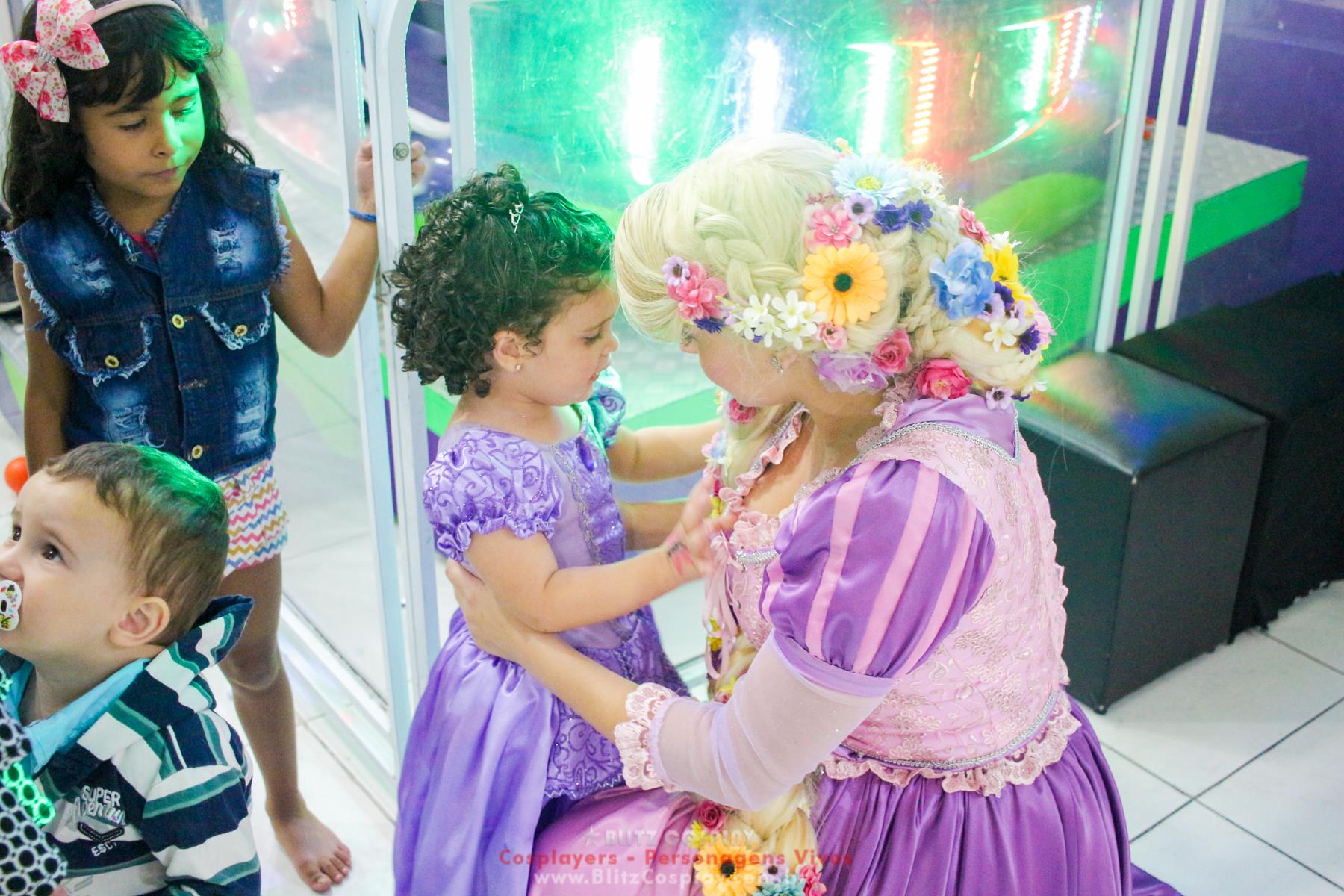 Rapunzel personagem vivo para festa