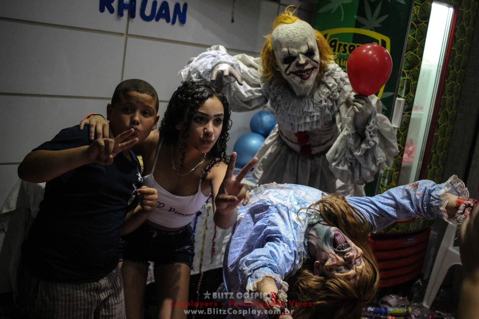 It A Coisa e Exorcista Personagem Vivo Para Festas e Eventos.