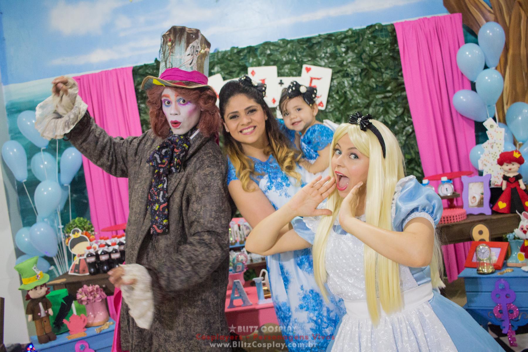 Alice personagens vivos para festas e aniversários 