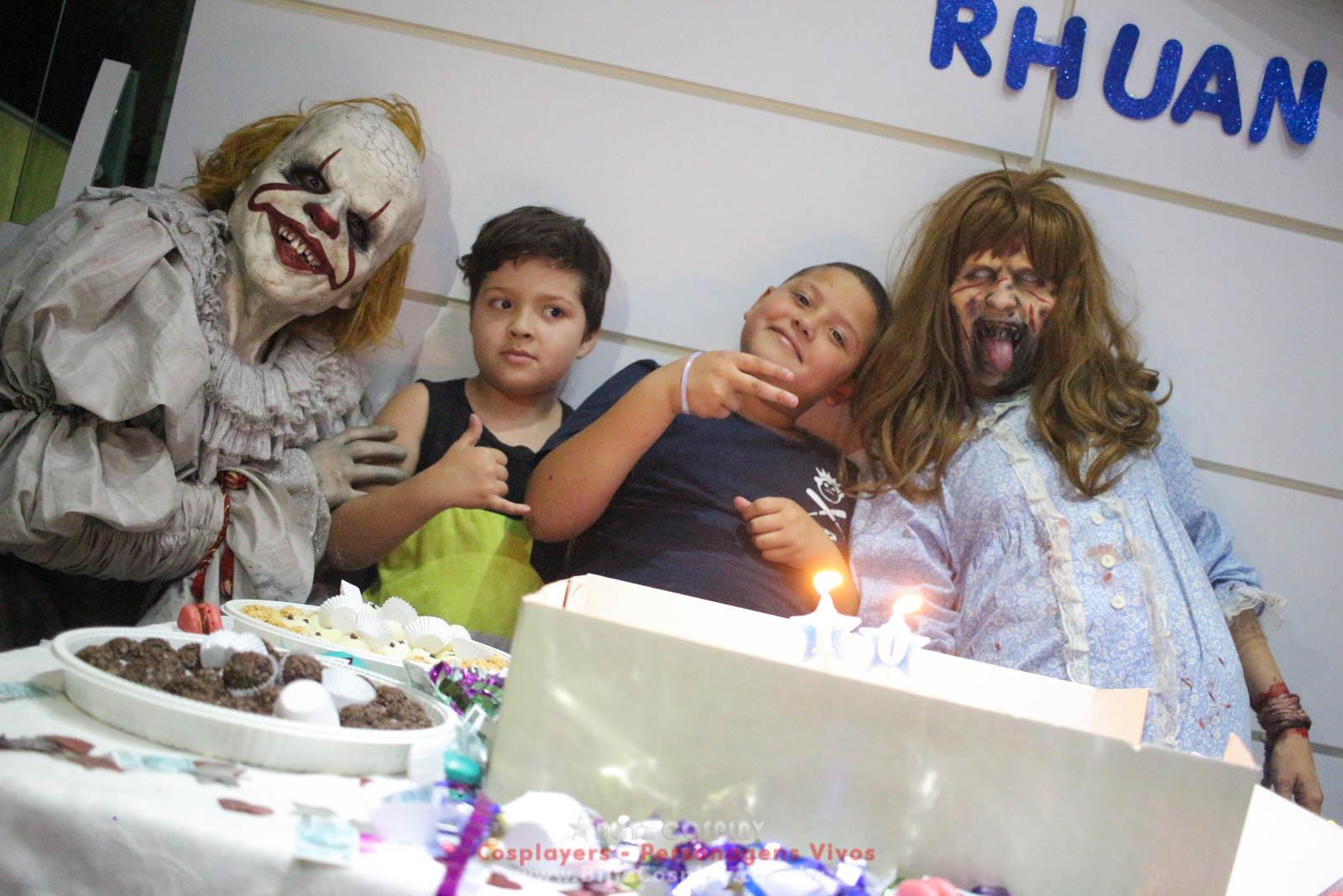 It A Coisa e Exorcista Personagem Vivo Para Festas e Eventos.