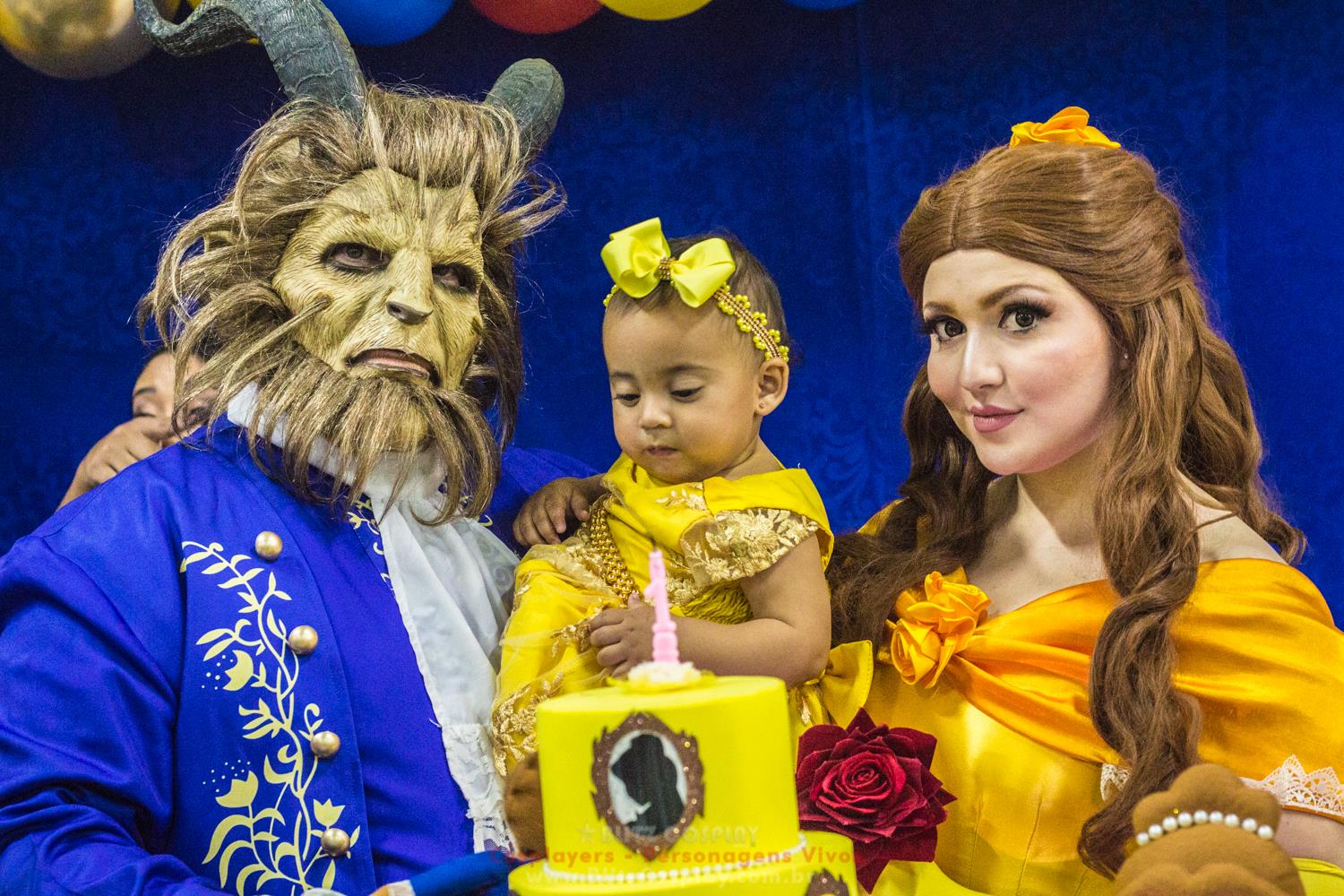 A Bela e a Fera Personagem Vivo Para Festas.