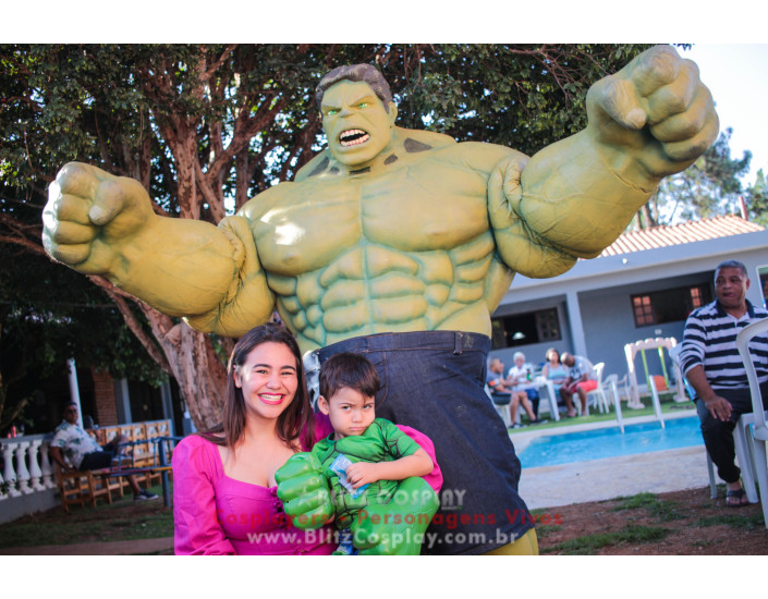 Hulk Personagem Vivo Para Festas e Eventos.