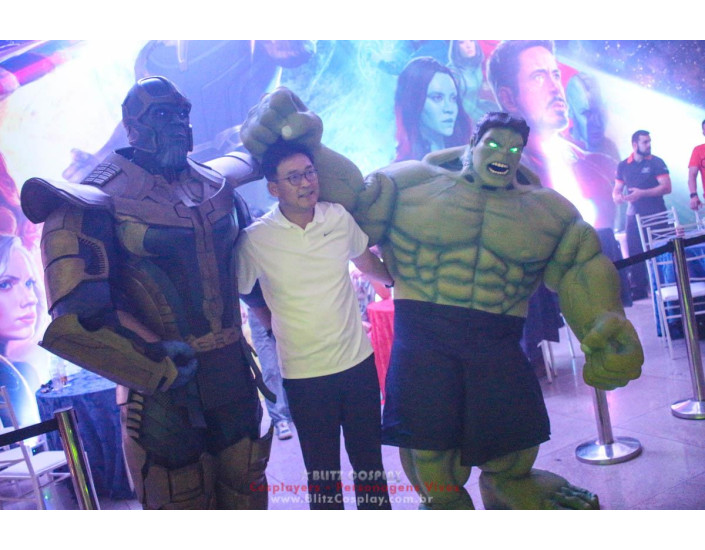 Thanos e Hulk Personagens Vivos Para Festas.