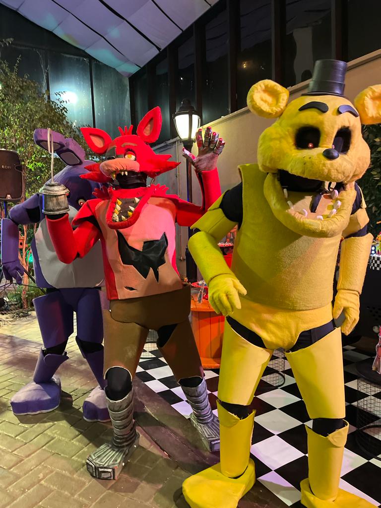 Contratar Animatronics personagem vivo para festas - FNAF