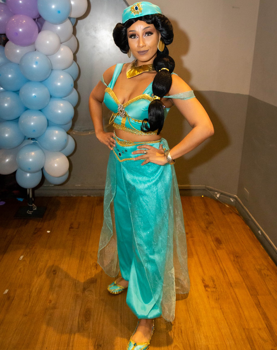 Contratar Cosplay Jasmine Contratar Cosplay Jasmine