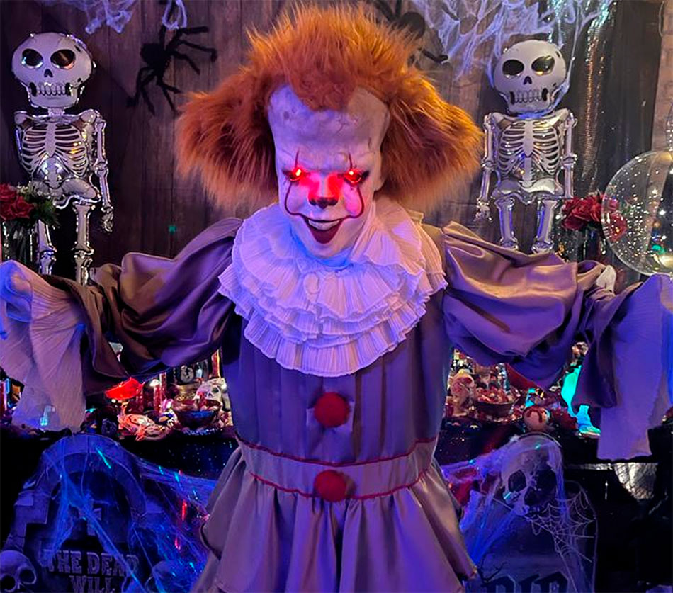 Contratar It a Coisa, Pennywise Personagem Vivo para Eventos Contratar It a Coisa, Pennywise Personagem Vivo para Eventos