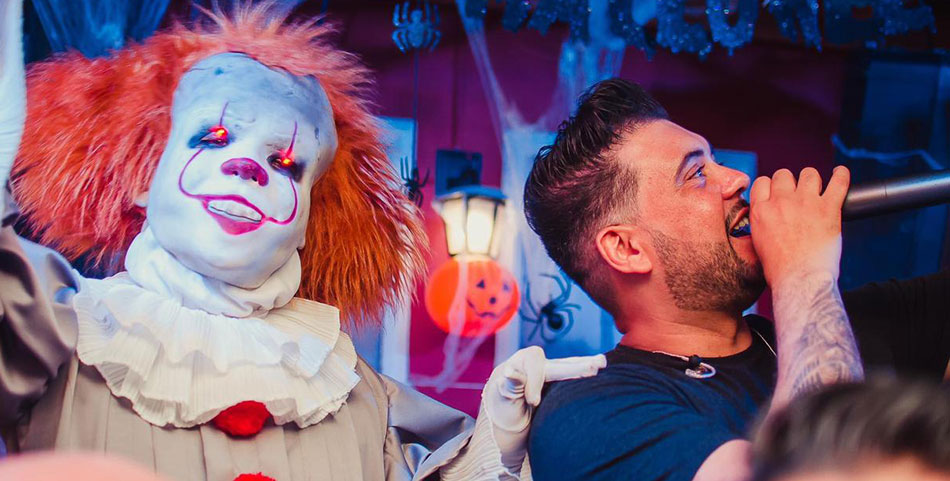 Contratar Pennywise Personagem Vivo Contratar Pennywise Personagem Vivo