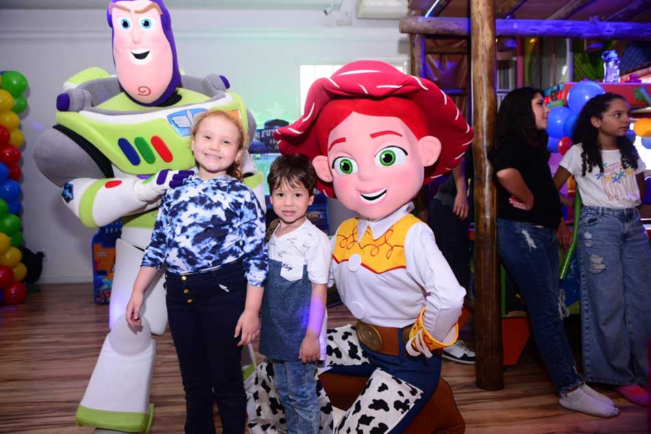 Contratar Woody Personagem Vivo para Festa Infantil Contratar Woody Personagem Vivo para Festa Infantil