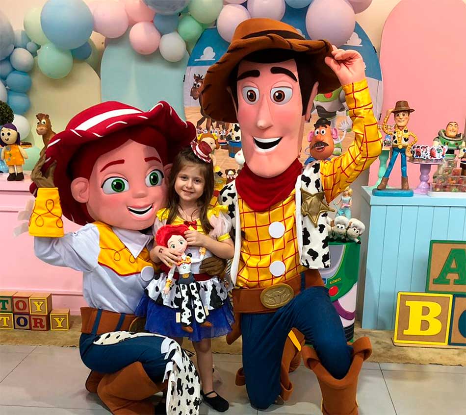 Contratar Woody Personagem Vivo para Festa Infantil Contratar Woody Personagem Vivo para Festa Infantil
