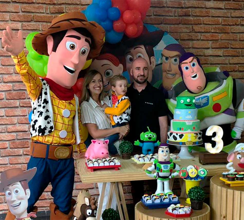 Contratar Woody Personagem Vivo para Festa Infantil Contratar Woody Personagem Vivo para Festa Infantil