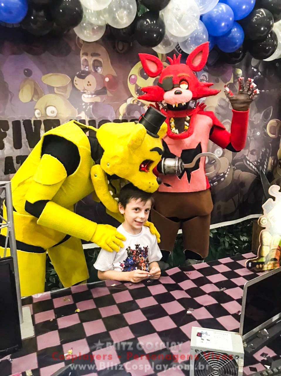 Golden Freddy Personagem Vivo FNAF Golden Freddy Personagem Vivo FNAF