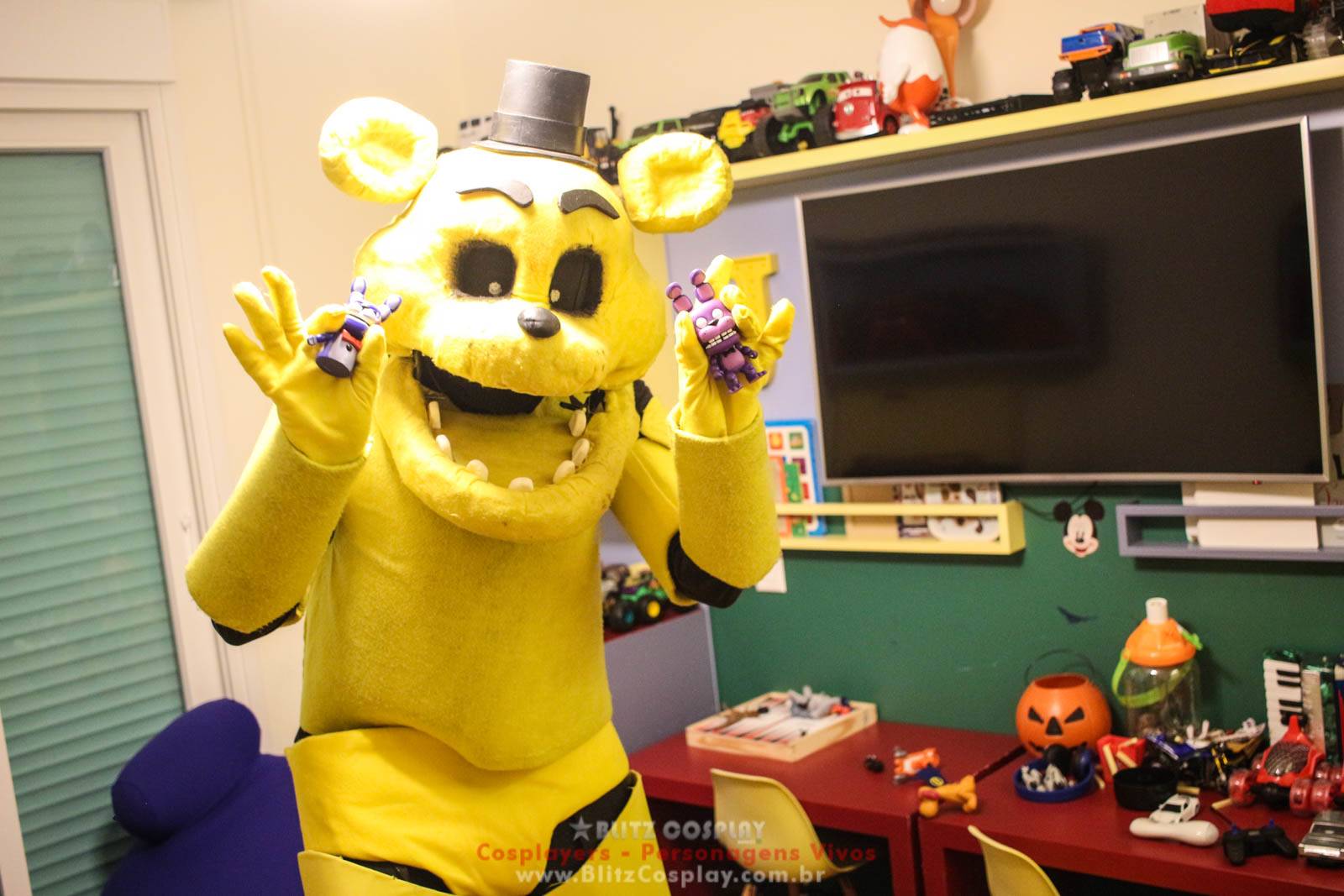 Golden Freddy Personagem Vivo FNAF Golden Freddy Personagem Vivo FNAF