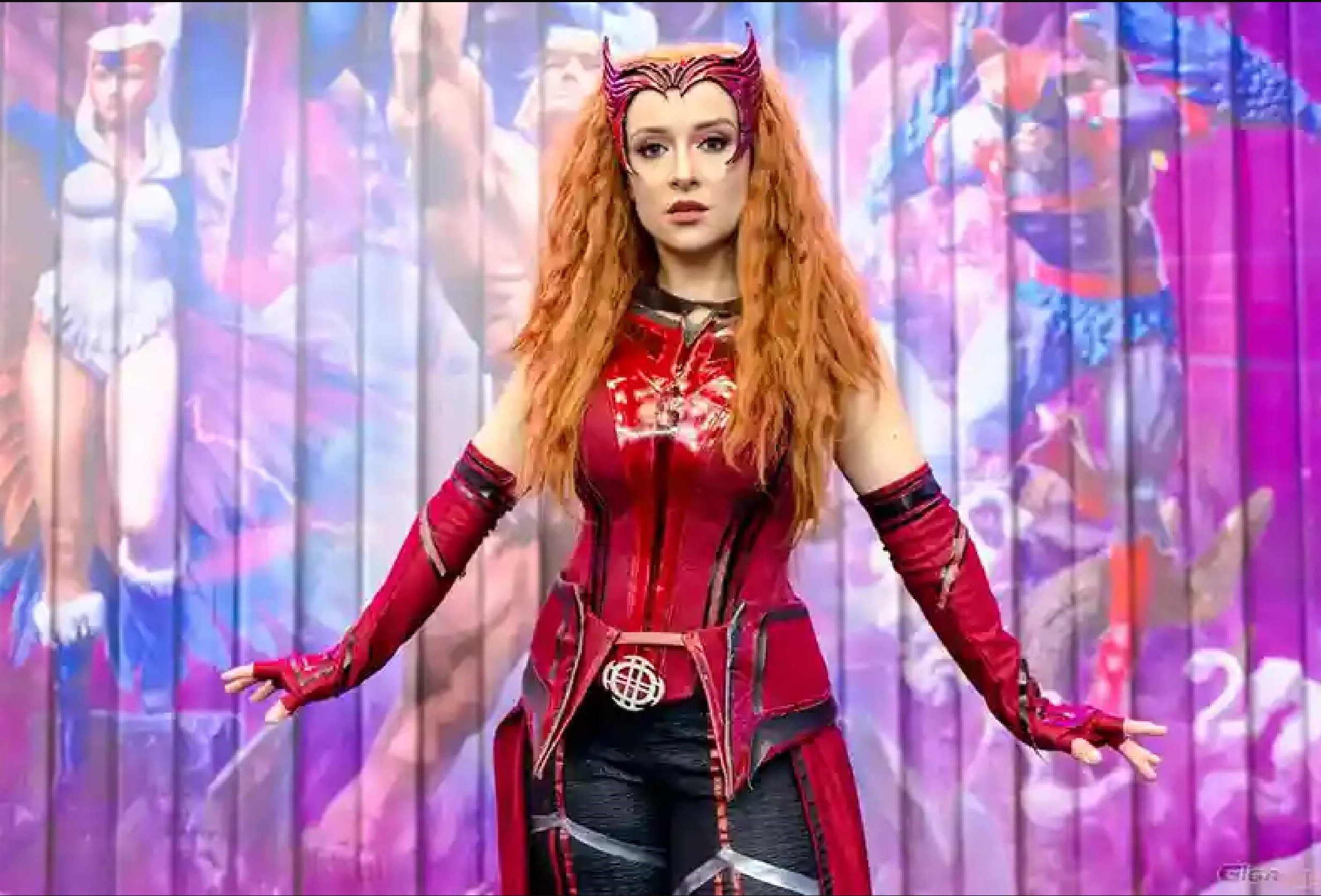 Personagem Vivo Feiticeira Escarlate